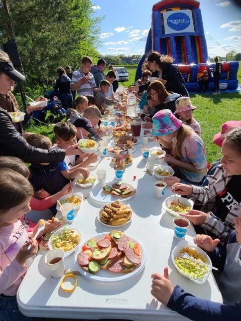 “Рівняни” про церкву “Христос є відповідь”: У Рівному провели пікнік для переселенців