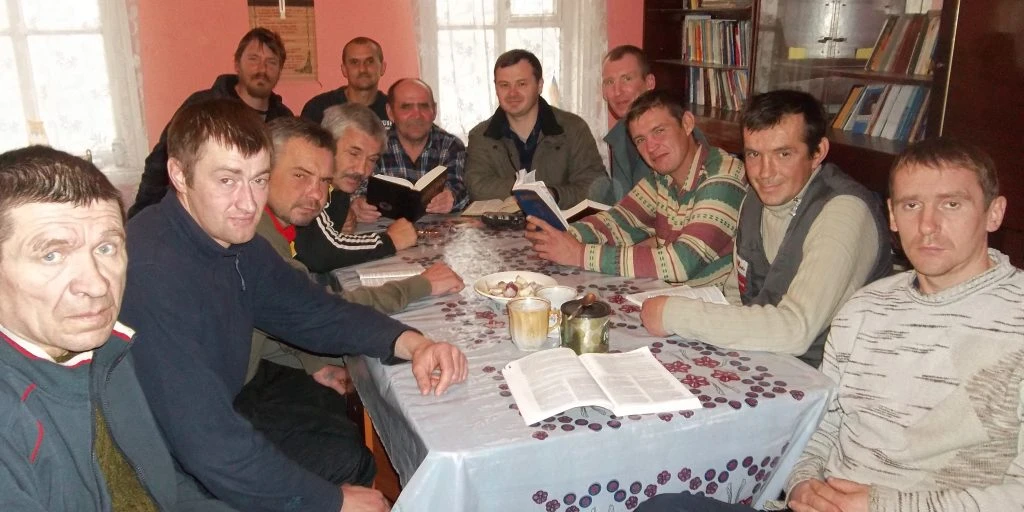 Помощь людям с зависимостью